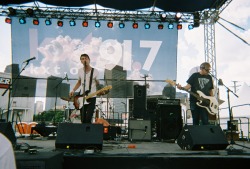 nikkiphillipsphoto:  Joyce Manor35mm filmindex fest 2014 dallas,