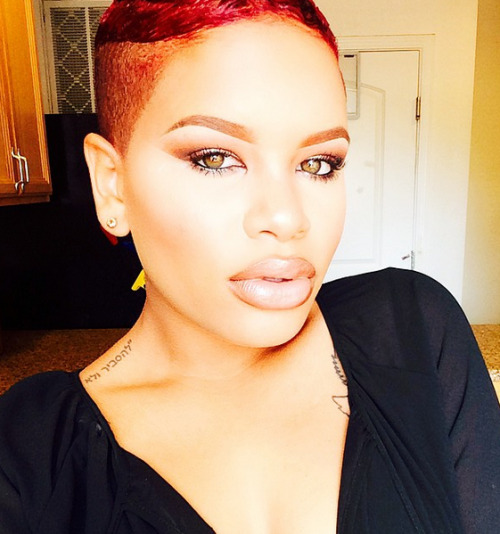 goingback2black: aloemom:  blackgirlsrpretty2:  SPOTLIGHT: IG: alissa.ashley  This was a religious experience  Yes. Yes. YES.   Cutie