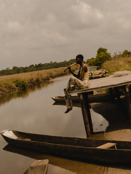 thesoulfunkybrother:  -   Mouna Fadiga.  Ghana 17′ Ph.   Ash Kingston   