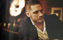 tomhardyvariations:  A closer look at some of the photos of Tom