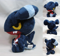 professionallycute:  Another older project!Gabite from Pokemon.