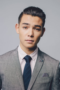 lifewithhunks:  famousdudes:  Actor Ryan Potter’s leaked nudes.