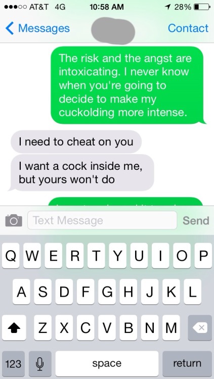 mrsdfwhotwife:  What a hotwife and cuckâ€™s texts look like.  Short and sweet, much like the husband’s dick.