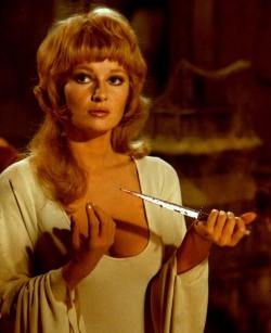 Stephanie Beacham