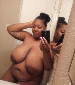 There are very few selfies of black ladies on Tumblr, and that&rsquo;s not fair&hellip;