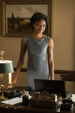 Naomie Harris is absolutely beautiful and that accent drives