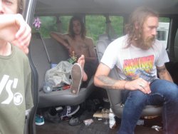 hitcruefool:  Van Life ! 