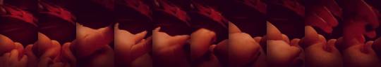 crazygggstuff:  ME ALONE IN MY BEDROOM 😆SNACHING MY PINKY 😍