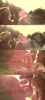 ericajoy-7070:  dailyloveliness:maximillia:velveteenyears:I Put