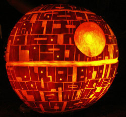 bubbleant:  saethis:  fuckyeahstarwars: Yes, that is a jack-o-lantern