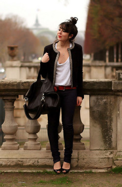 lookbookdotnu:  Little black jacket