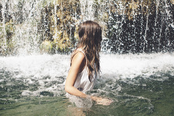 bubbleant:  (via thingssheloves) Have you ever stood under a