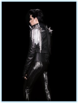 fuckyeahglamberts:   jiehsikahhh:   I can’t handle his fierceness, omg     I need those pants holy shit.  And that corset.  And fuck, that whole outfit.  But I feel like if I did, I&rsquo;d just look like a glam rock Napoleon.