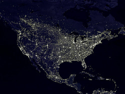de-hut:  The Night Lights of the United States (as seen from
