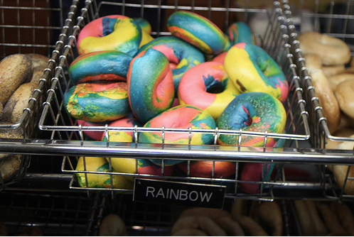 losemydignity:   icebar:   angelacatherine:   thecelebratedmissk:   omgsexyfood:   create-ur-life:   (via cuntented)   rainbow bagels.     dw   8D   omg want O_O   OMG EVEN MY FOOD CAN BE HOMOSEXUAL!