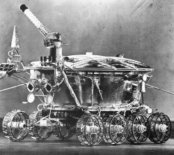 Луноход, Lunokhod 1 1st bot rover to land on another celestial