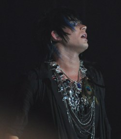 secondstar05:   (via lambertforever)   idk it’s a pretty