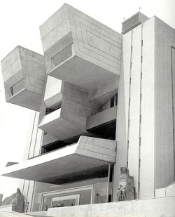 Heroico Colegio Militar, Mexico designed by Augustin Hérnandez,