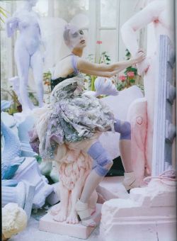 fashionsofthetimes:  sore-thumbelina:  Tim Walker ‘A Magic