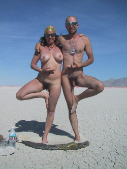 (via 225genesis) desert yoga?