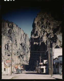 Main Street, Creede, Colorado photo by Andreas Feininger, 1942via: