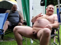 georgekeith:  doncastergit:  belcub74:  britishbeef:  Camper Bears!  