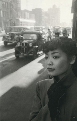 anneyhall:  “Michiko in Town,” Tokyo, Japan, 1951.