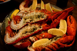 nerdinlove:  Love seafood?    OOOOO YUMMMMMMMYYYY