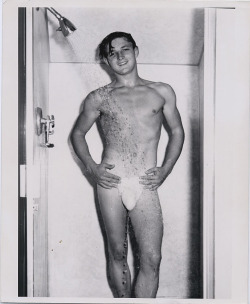 gayzing-away:  wehadfacesthen:  Jack Renio, 1950s, photo by Bruce
