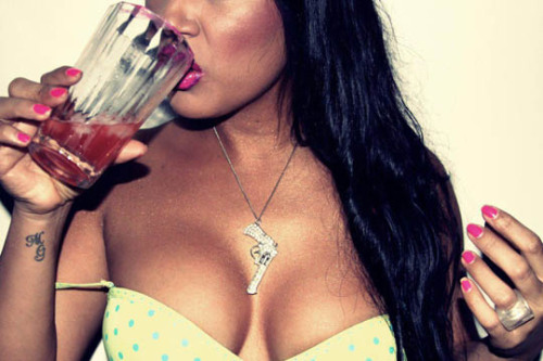 fuckyeahsexychicks:  suburbaninvaders:  photography by Andrew Quesada I just realized, this is the same guy who took this picture. Dude is amazing with the camera.  
