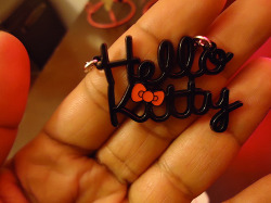 imasleepwalker:   hello-kitty:   Hello Kitty Necklace     So