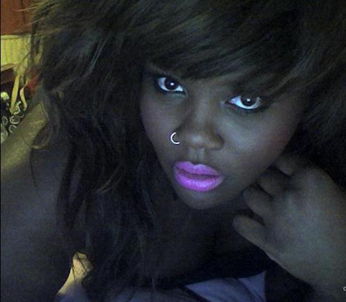 fuckyeahblackbeauties:  submitted by ohdearydearyme.tumblr.com  