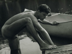 cockontheloose:  artistryofmale:  from Bear Pond by Bruce Weber