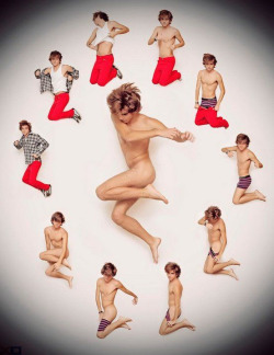 (via axllove)  Tic-Toc…