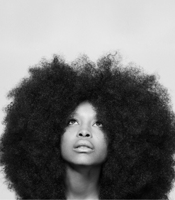 kissoutloud:  (via 13blueones, fuckyeahblackbeauties) 
