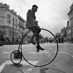 black-and-white:  Penny-farthing | PDN Photo of the Day © Pete