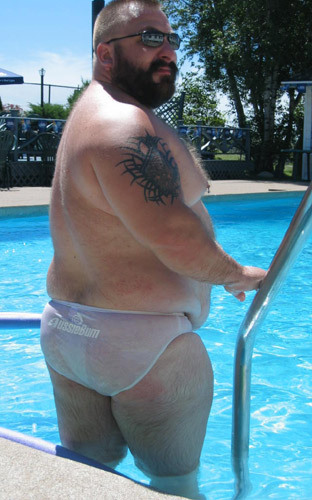 speedochubby:  isn´t that forbidden ? to be so cute in a pool I mean 