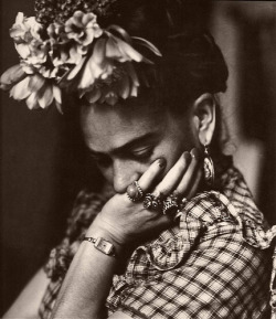 bornconfused:  Frida Kahlo 