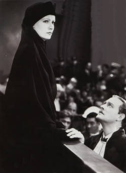 floradoragirl:  Greta Garbo 