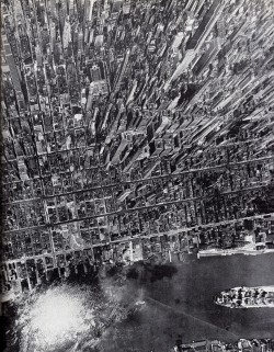 Impact vertical view of Midtown Manhattan, July 1944 via: eralsoto