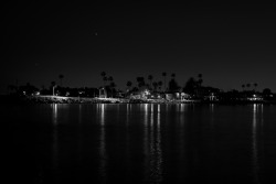 fuckyeahstreetlights:  Corona Del Mar - By Herman 