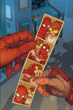 herochan:  Araña #4 cover art Pencils by Mark Brooks Inks by Jaime Mendoza  DigiColor by Dave McCaig 