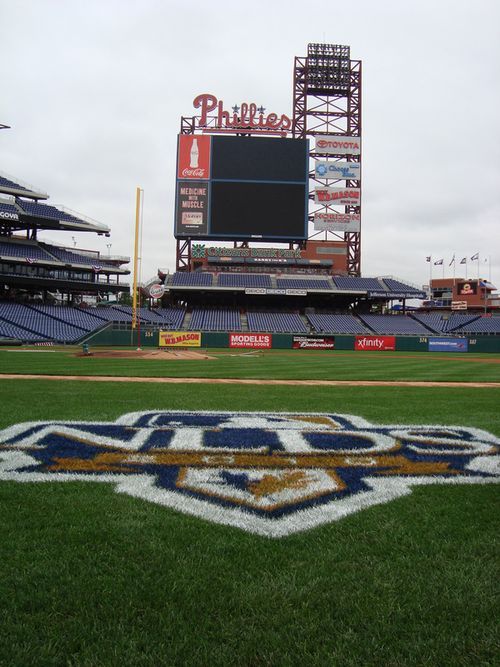philadelphiaphillies:  I can hardly contain my excitement. This couldn’t ever get old.  