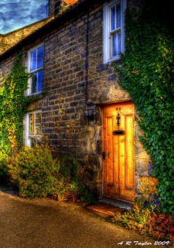 artsandletters:  A Quaint country Cottage In the North Yorkshire Village of Gilling West.  (by A R Taylor) 