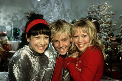 xcandykissesx:  chanmotherfer:  dontstandachance:  Memories.  The best episode.  i loved this episode   Aaron Carter and Hilary Duff were my two favorite people in the entire world when I was little. My brain pretty much exploded when I saw this episode.