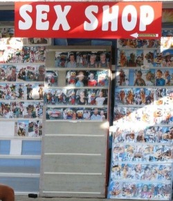 Zas! Baidefeis presenta…Sex shop del vaticano