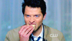 castielsprofoundbond:  -phantasmagoria:  spooncake:  jessstiny: