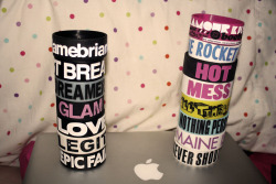 madlikerabbits:  thezombiewearspink:  <3  WANTTT. 