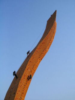 inothernews:  This is the Excalibur, billed as the highest climbing