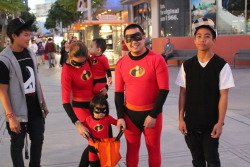 omgxnaaaate:  We found an Incredibles’ family LOL Me and @ayyooitsneil